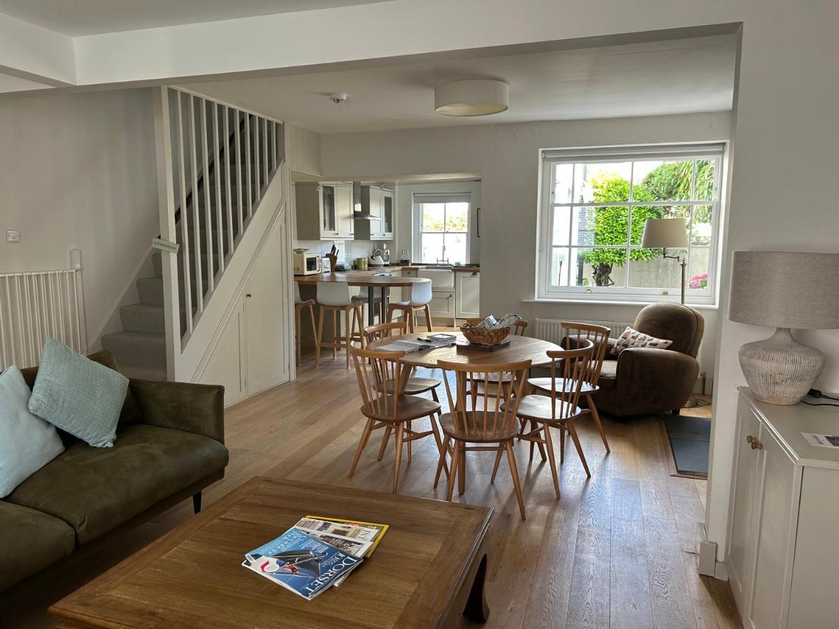 Billie'S Seaside Retreat Villa ไลม์รีจิส ภายนอก รูปภาพ