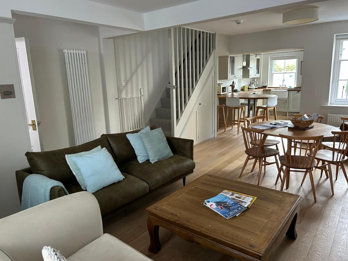Billie'S Seaside Retreat Villa ไลม์รีจิส ภายนอก รูปภาพ
