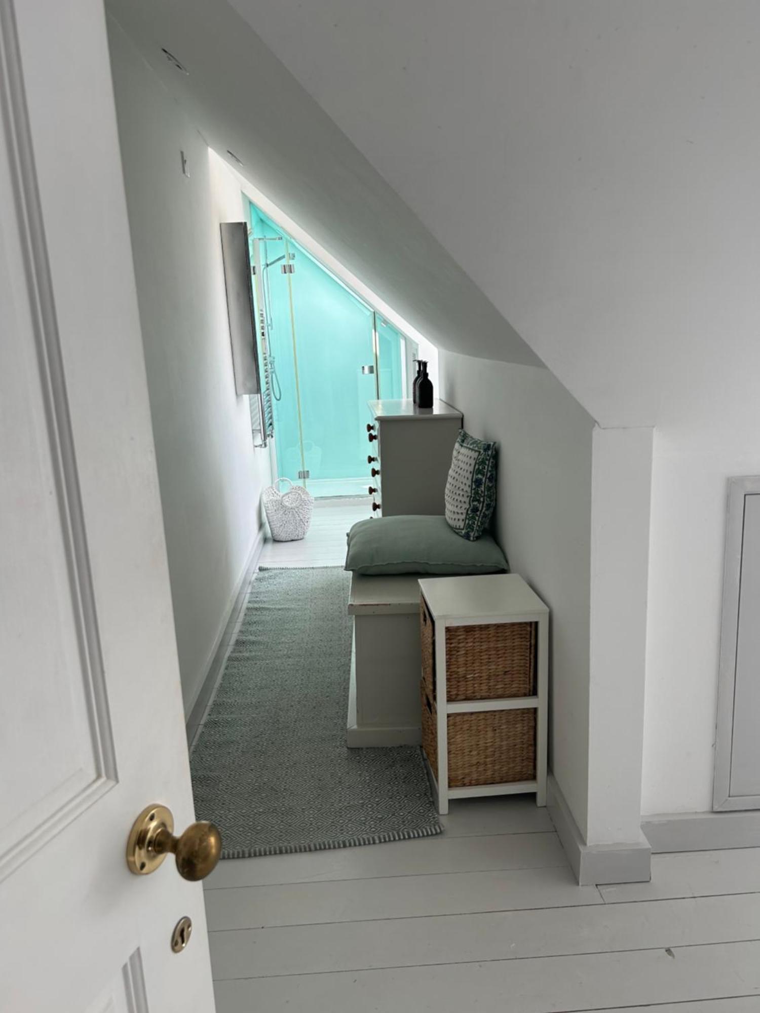 Billie'S Seaside Retreat Villa ไลม์รีจิส ภายนอก รูปภาพ